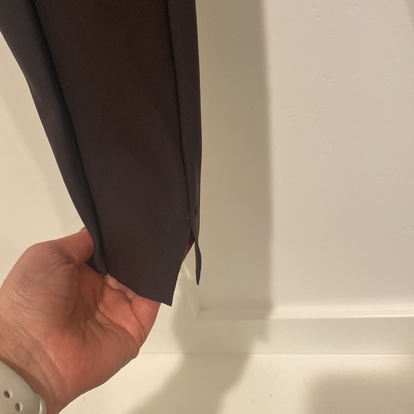 Athleta leggings/pants - Picture 3 of 6